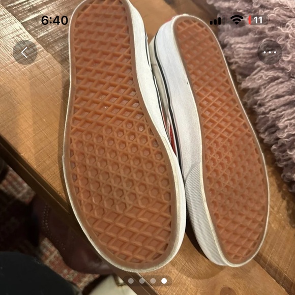 It clown Vans Slip-On Shoes - Red and White - Picture 3 of 3